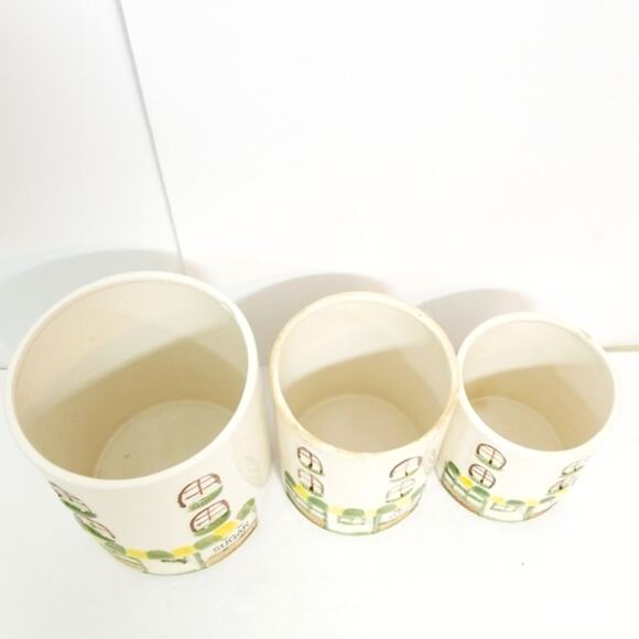 Vintage Parisian cottages 3 canister set - Picture 7 of 13